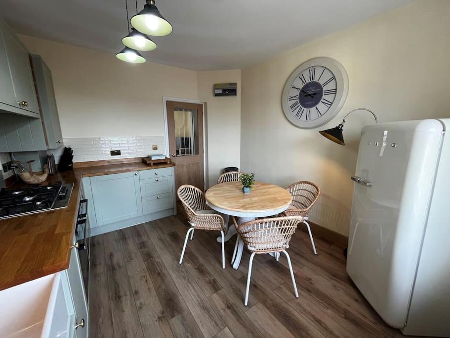 Luxury Penthouse Apartment Lowestoft Bagian luar foto