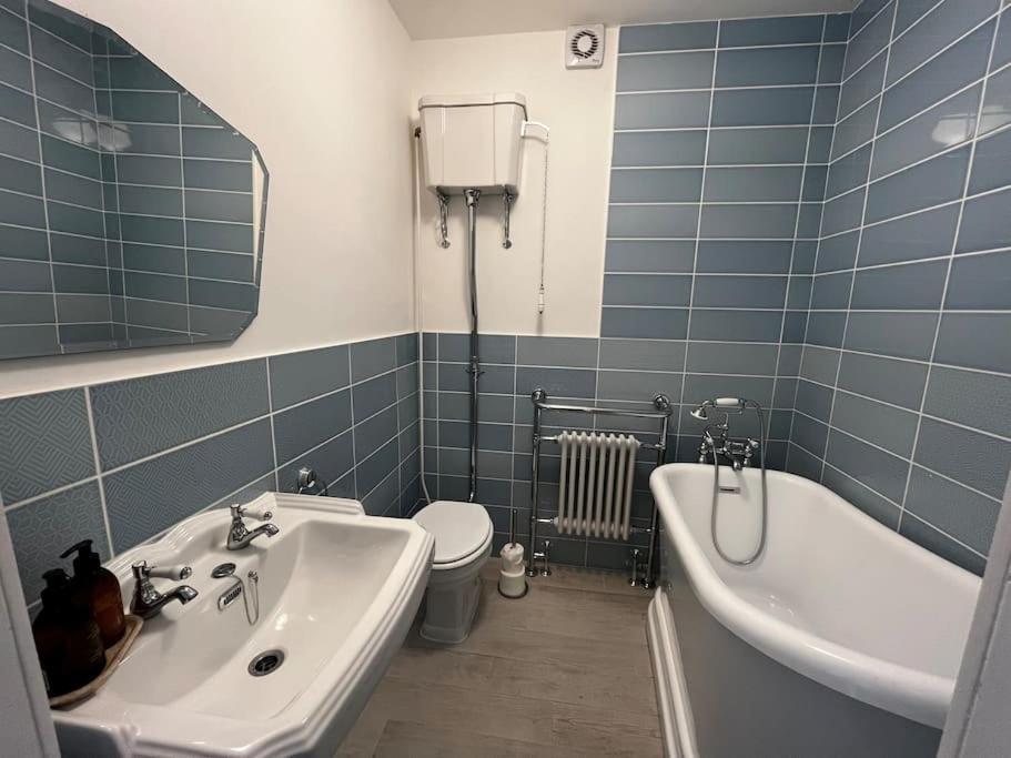 Luxury Penthouse Apartment Lowestoft Bagian luar foto